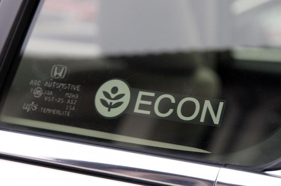  Honda Accord Plug-In Hybrid 2014 года  (фото 107 из 109)